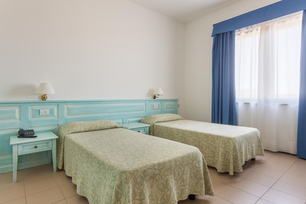 Rodia Inn Ористано Екстер'єр фото