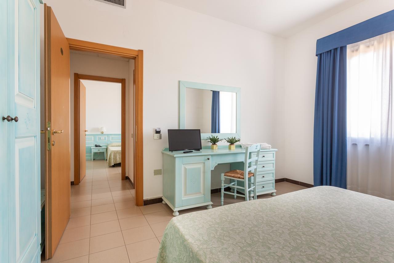 Rodia Inn Ористано Екстер'єр фото