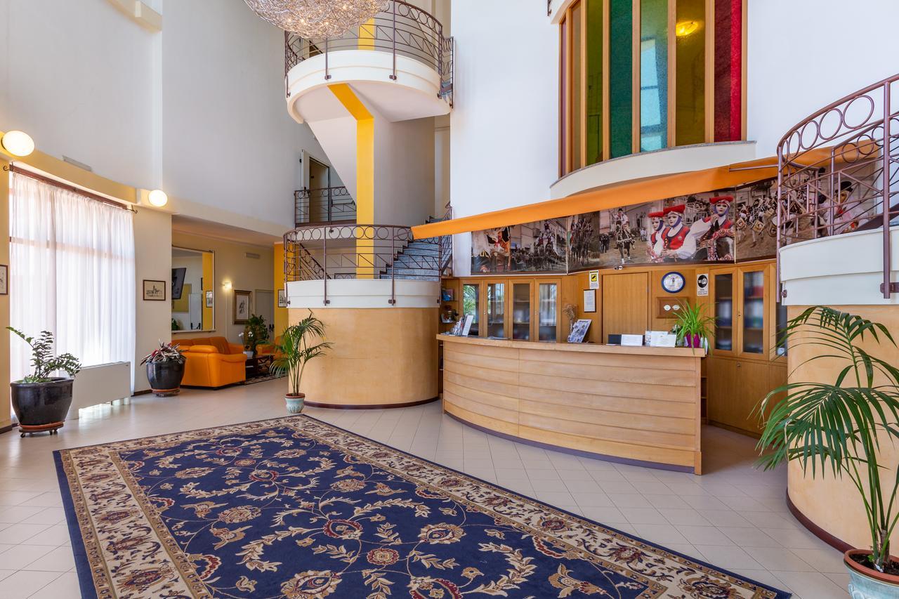 Rodia Inn Ористано Екстер'єр фото